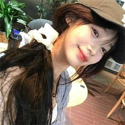 牧蜂姑娘